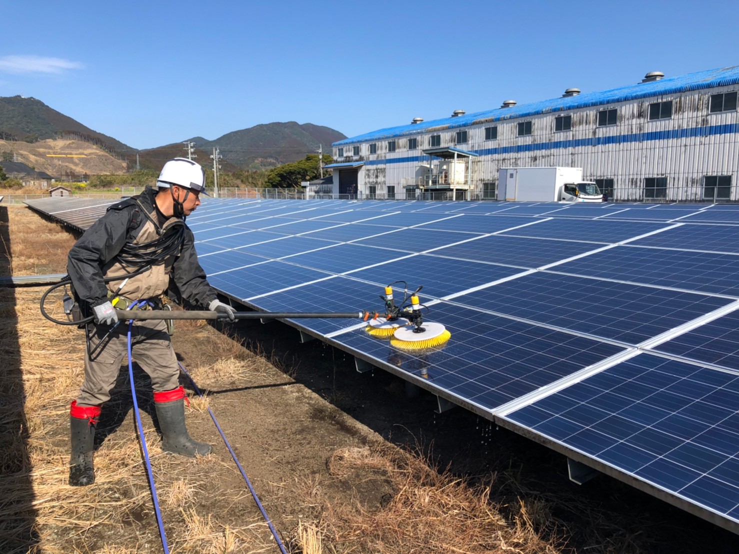宮崎県串間市 太陽光発電システム パネル洗浄メンテナンス - 株式会社